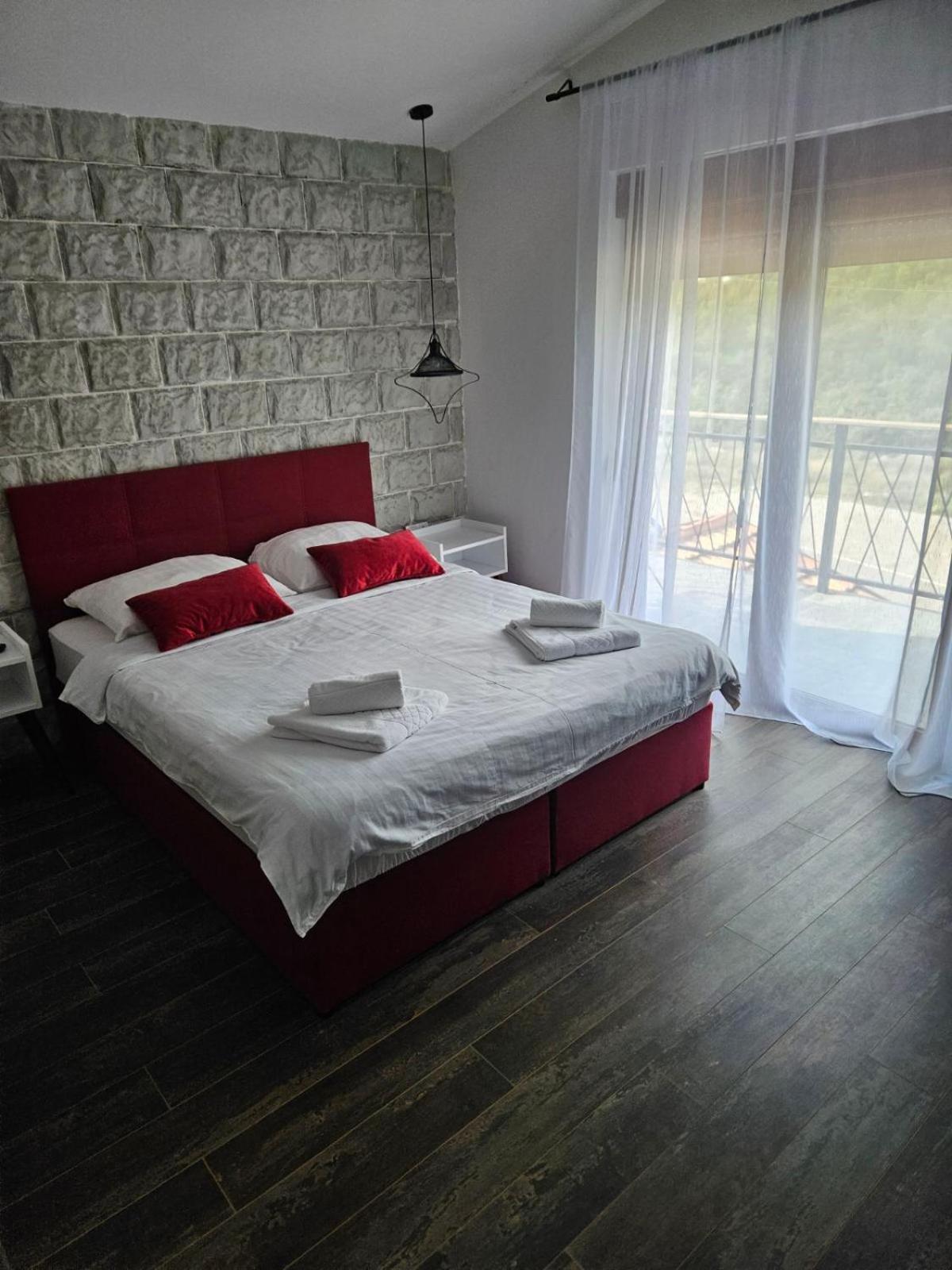 Apartmani Drijen Ravno Exterior foto